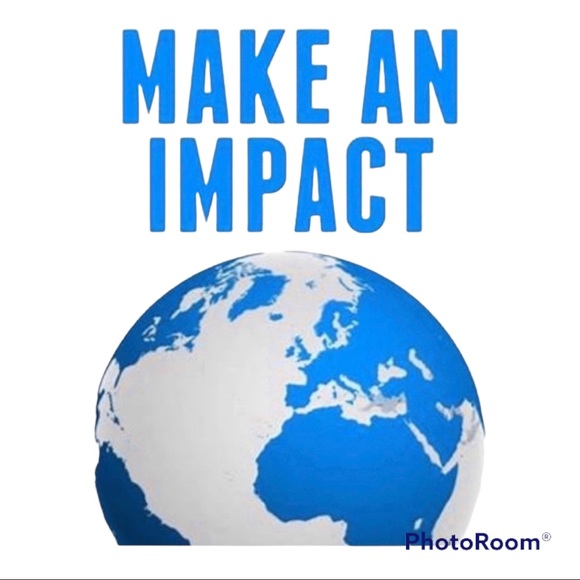 Meet your Posher, Jennifer - Picture 3 of 3